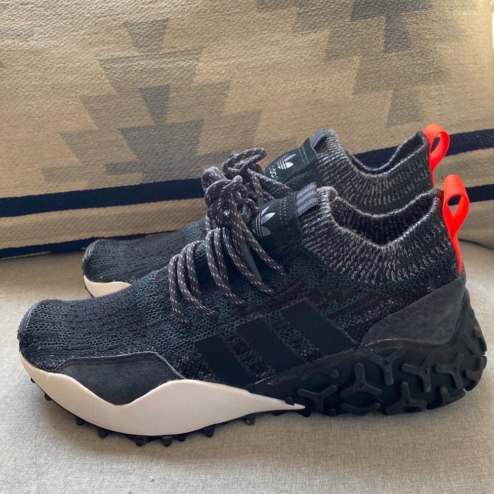 Adidas F/2 Trail Carbon primeknit SZ 7.5 D NWT